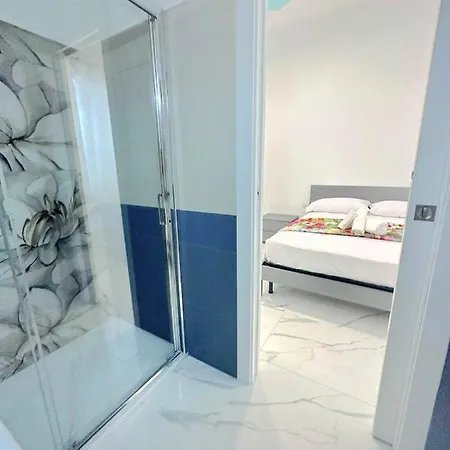 Konukevi Raf's House